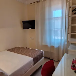 https://residenza-fiorentina.it-tuscanyhotel.com