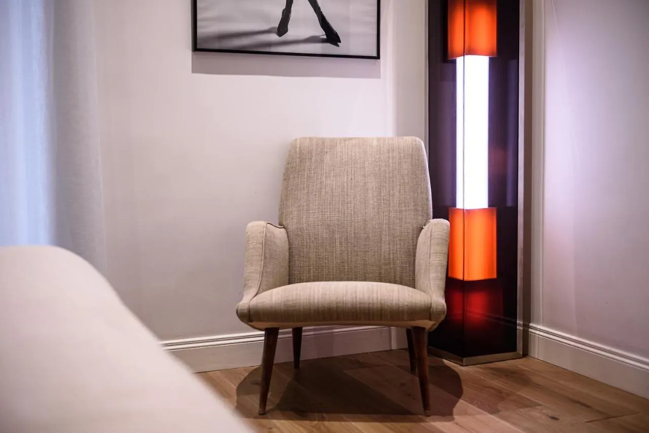 Interno Barocco Hotel Naples