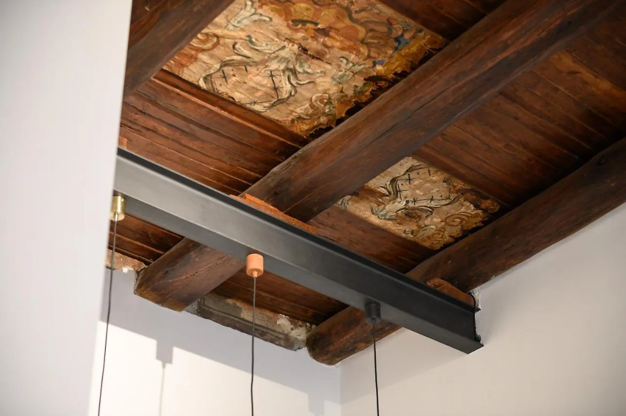 מלון נאפולי Interno Barocco בית הארחה